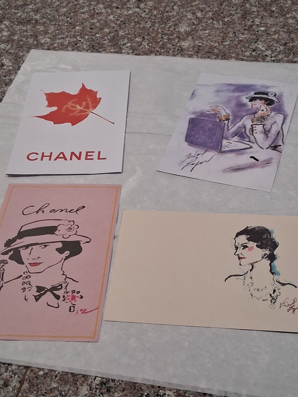 Chanel VIP/GWP Illustrated Note Cards - Pink, Cream, Purple, Red